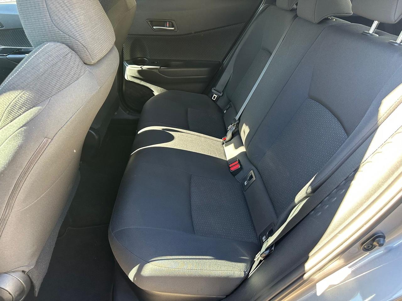 Toyota C-HR 1.8 Hybrid E-CVT Style