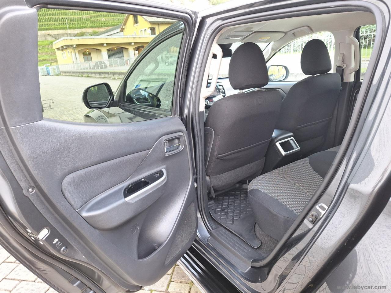MITSUBISHI L200 2.3 D DoubleCab 4x4 AUTO RIDOTTE BLOCCAGGIO