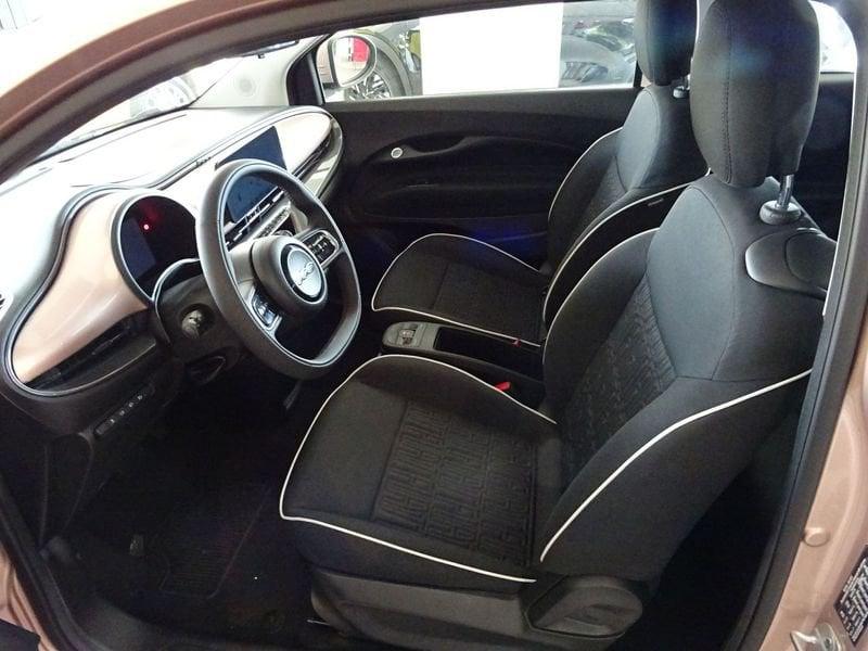 FIAT 500 500e Berlina 23,8 kWh