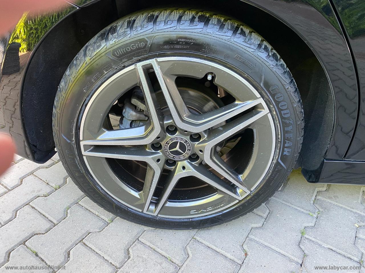 MERCEDES-BENZ A 180 d Automatic Premium