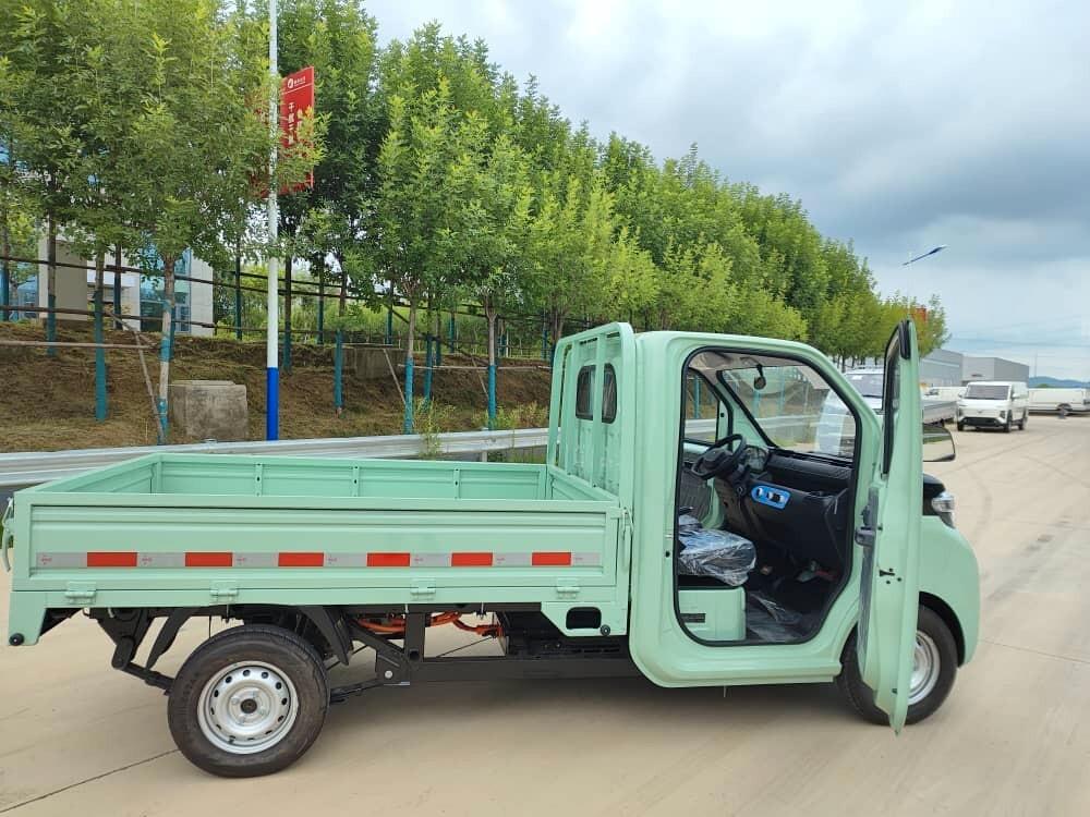 Yunlong PickUp - Simile Piaggio Porter