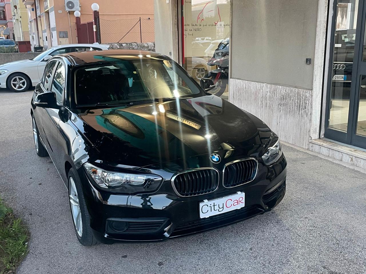 Bmw 116 118d 5p. Urban