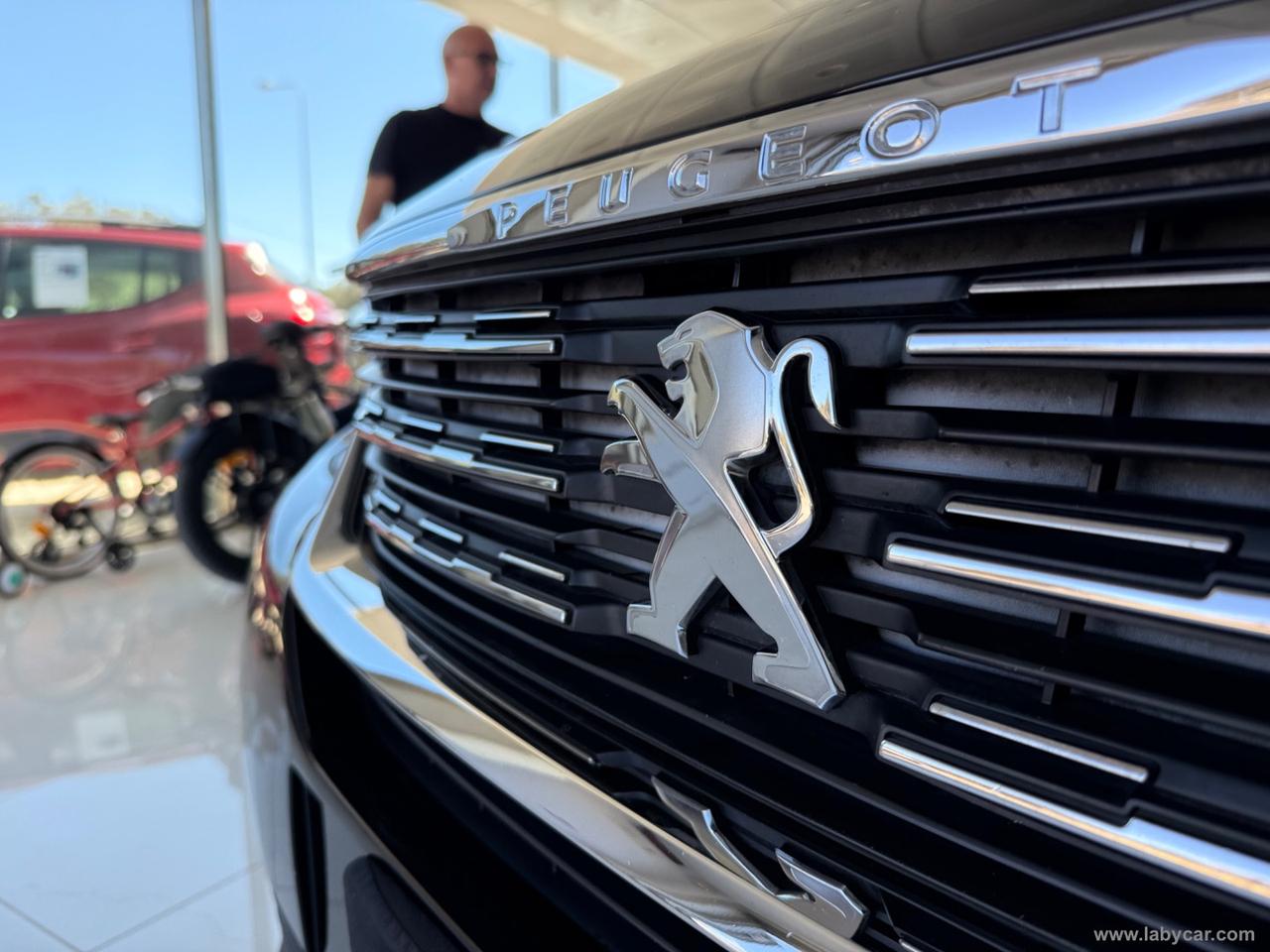 PEUGEOT 5008 BlueHDi 130 S&S Allure