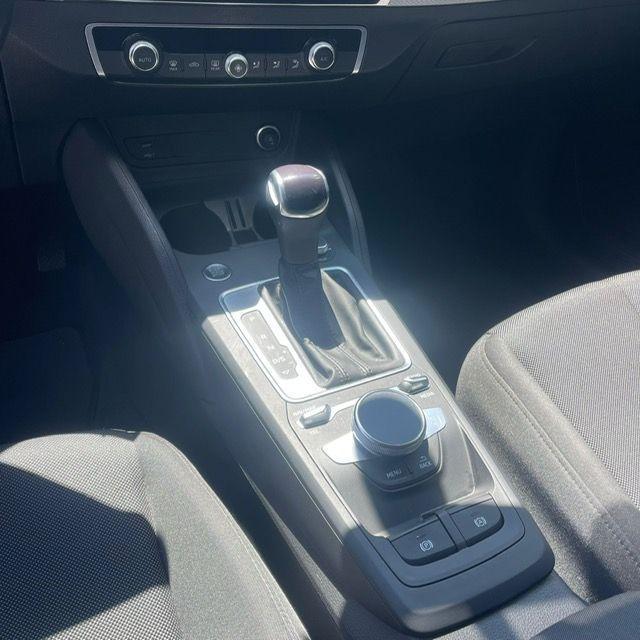 AUDI - Q2 - 30 TDI S tronic 22.000KM
