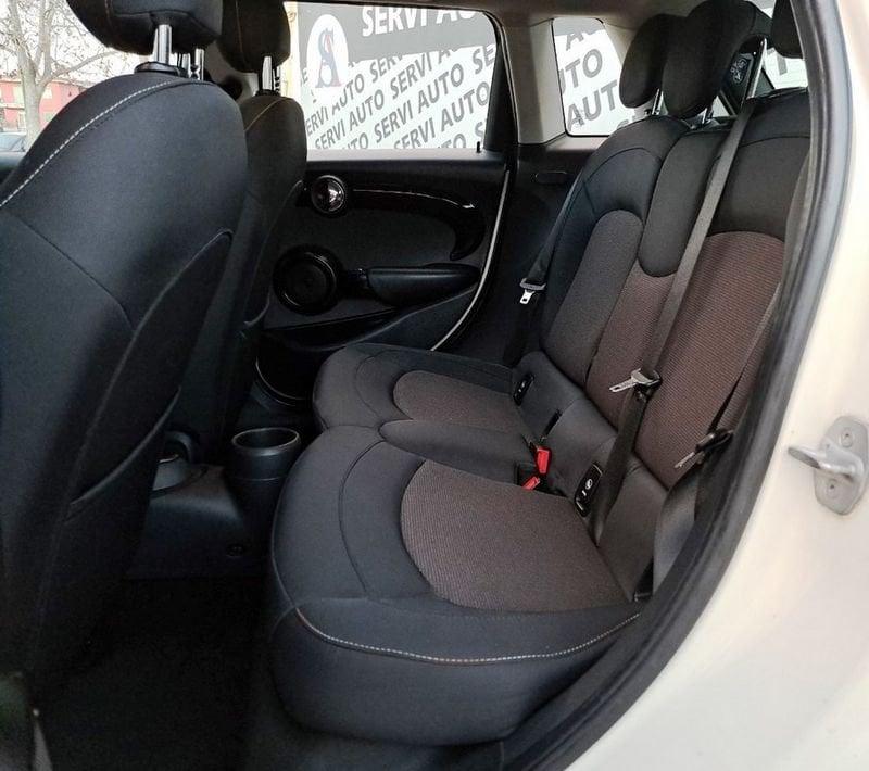 MINI Mini 5 porte Mini 1.5 Cooper D Business 5 porte