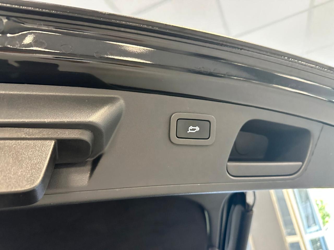 Jaguar E-Pace 2.0D I4 163 CV AWD Auto SE + accessori