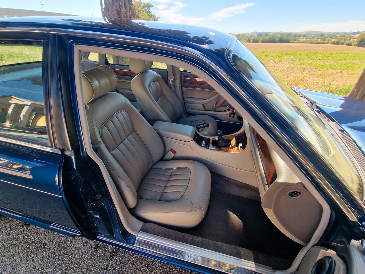 Jaguar XJ XJ6 3.2 Cambio Manuale - Book Service