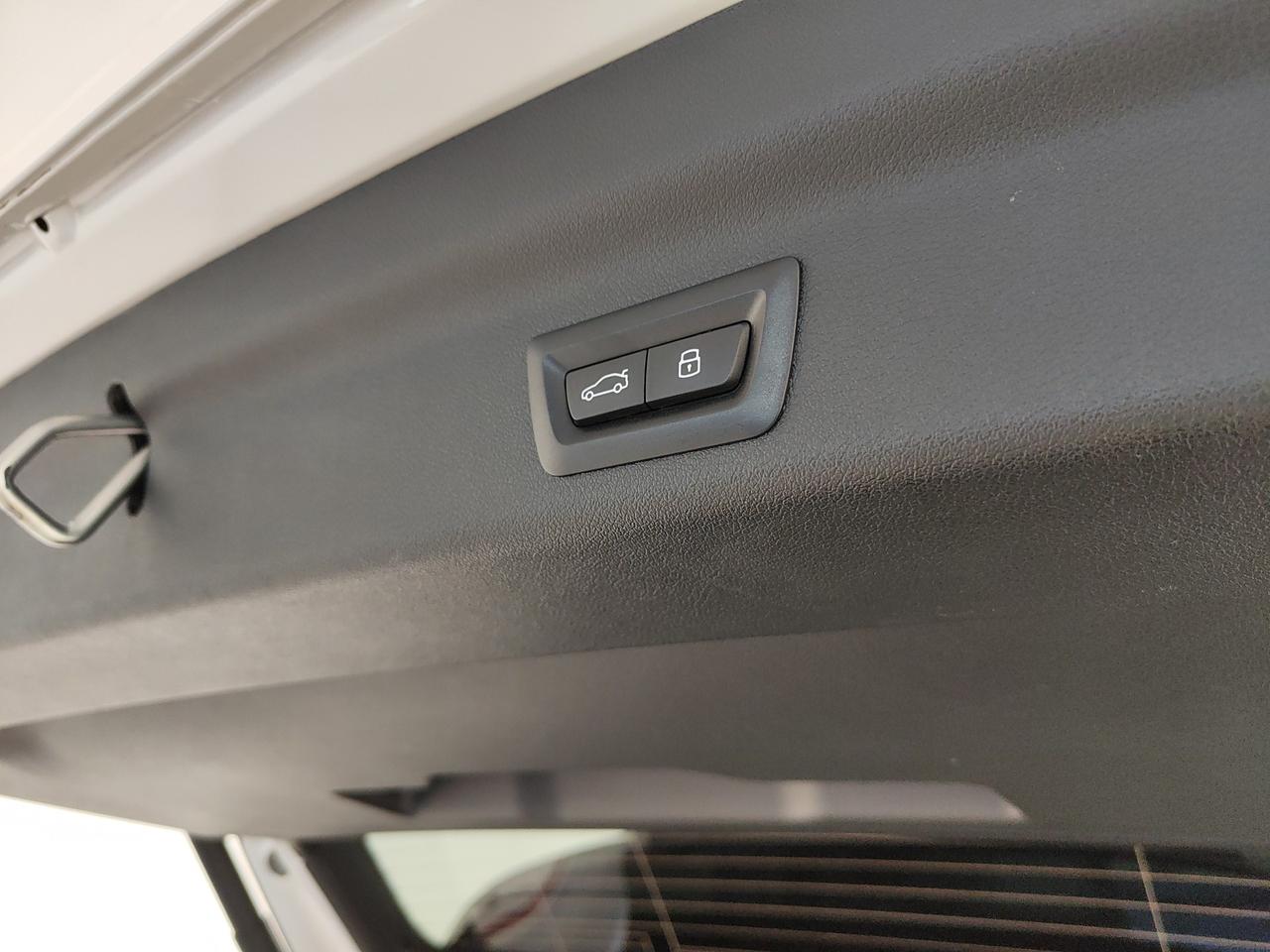 BMW X1 sdrive18i X-Line auto