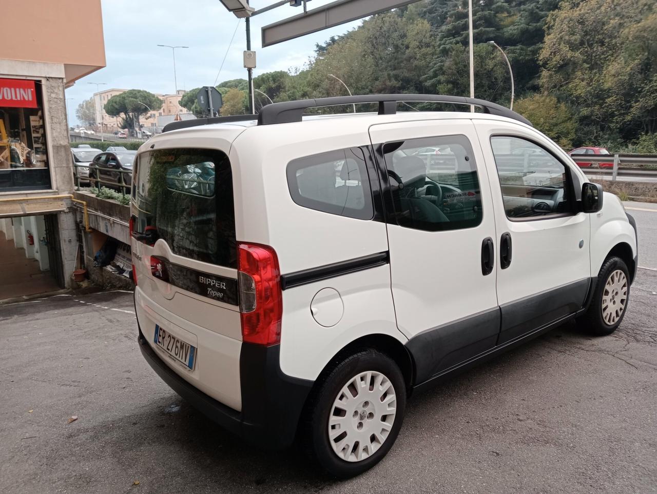 Peugeot Bipper Tepee 1.4 75CV Outdoor