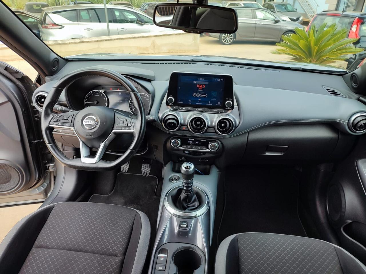 Nissan Juke 1.0 DIG-T 114 CV N-Connecta