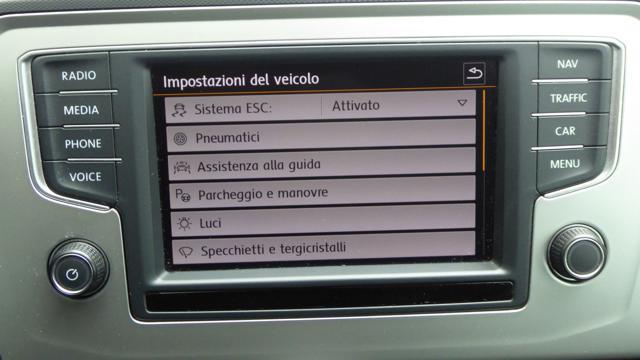 VOLKSWAGEN Passat Variant 1.6 TDI SCR DSG Business BMT