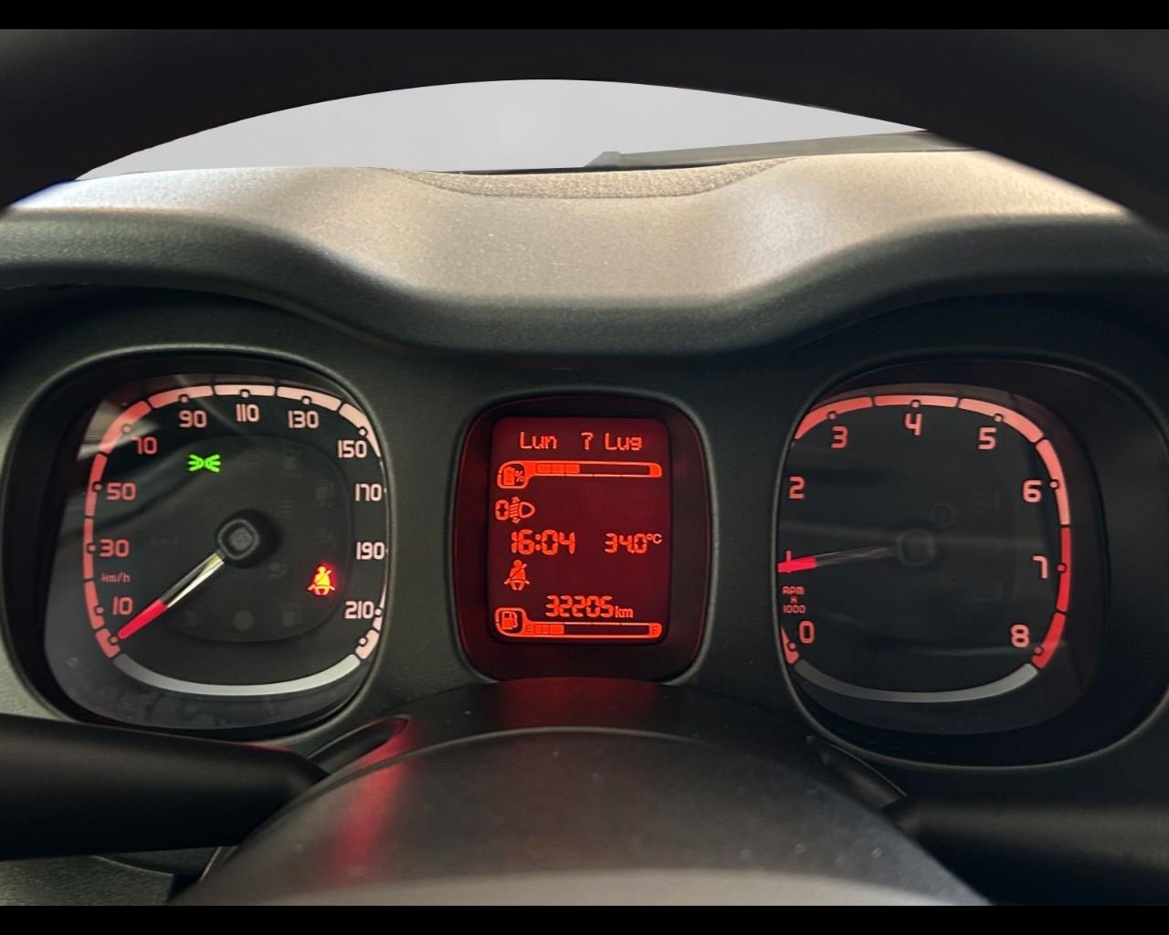 FIAT Panda III 2021 Cross - Panda 1.0 firefly hybrid City Cross s&s 70cv 5p.ti