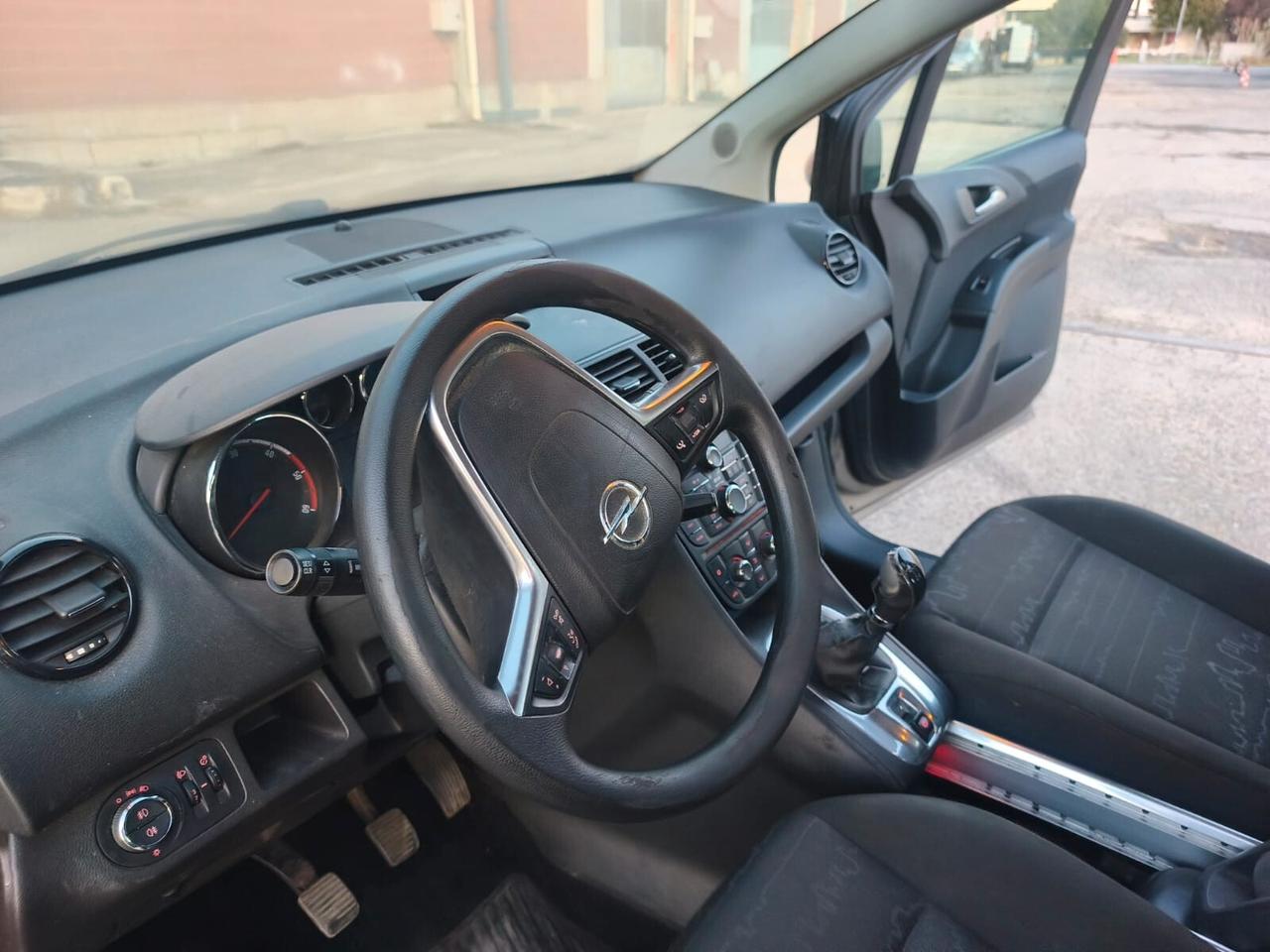 Opel Meriva 2011---1.3 Diesel