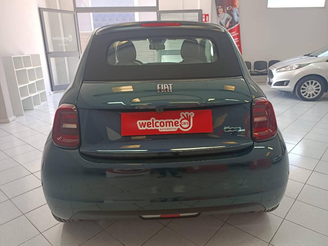 Fiat 500e 42 kWh La Prima