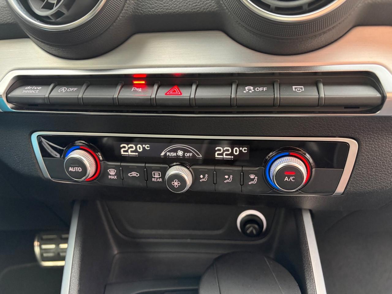 AUDI Q2 2.0 TDI QUATTRO S TRONIC SPORT 126.000 KM