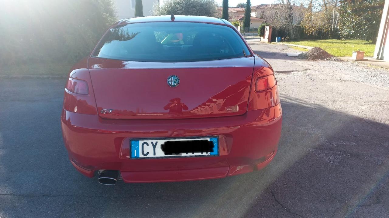 Alfa Romeo GT 1.8 16V TS Distinctive