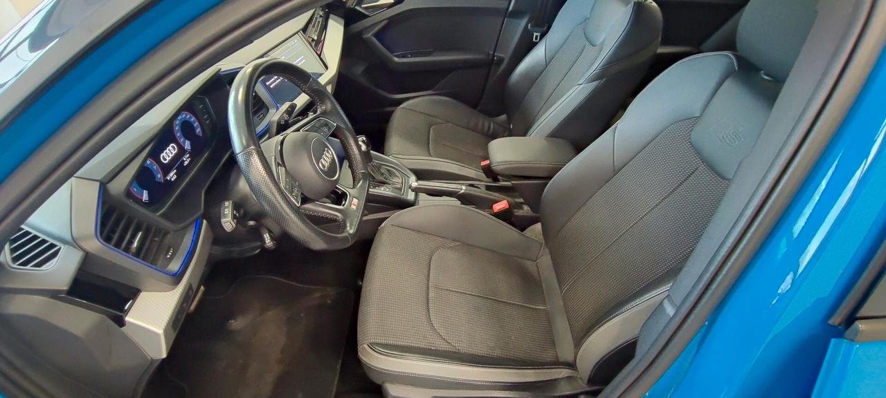 Audi A1 SPB 40 TFSI S tronic line edition