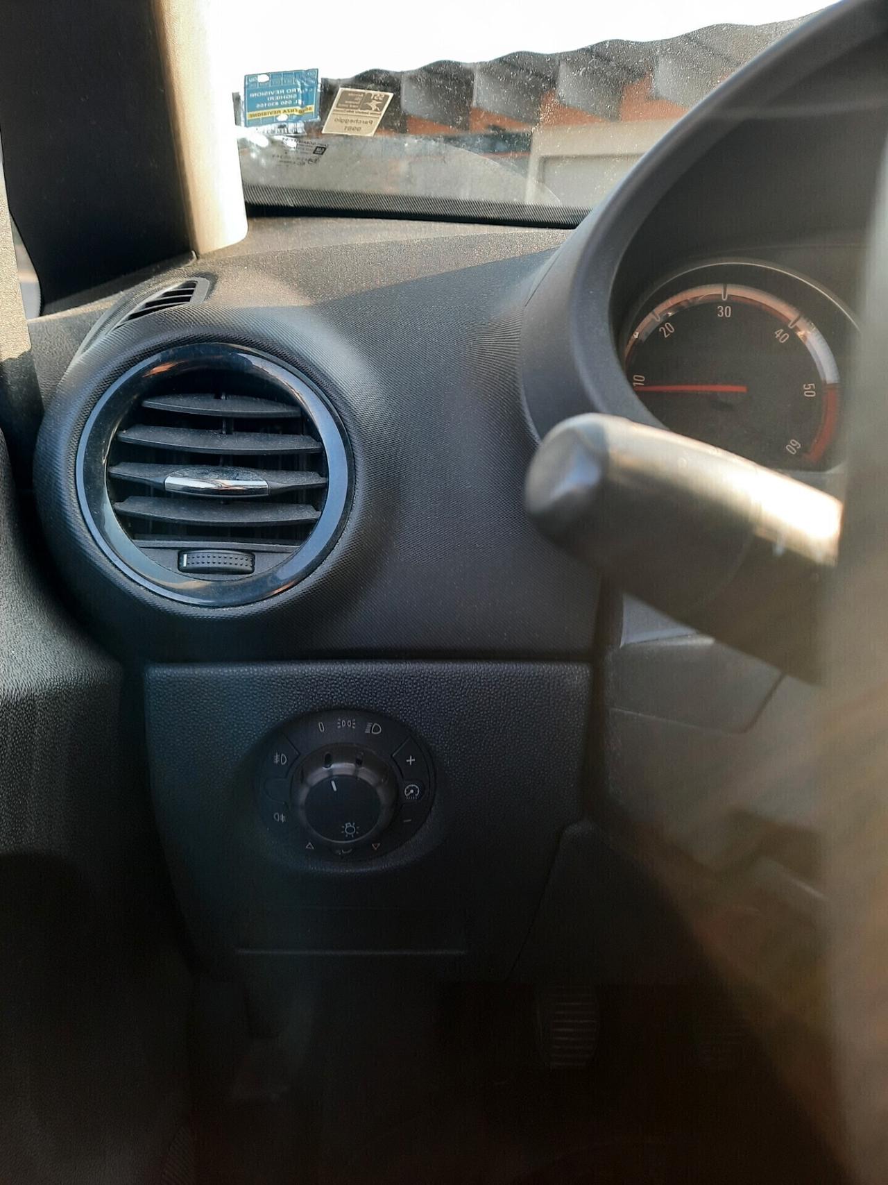 Opel Corsa 1.3 CDTI 90CV 3 porte OK NEOPATENTATI