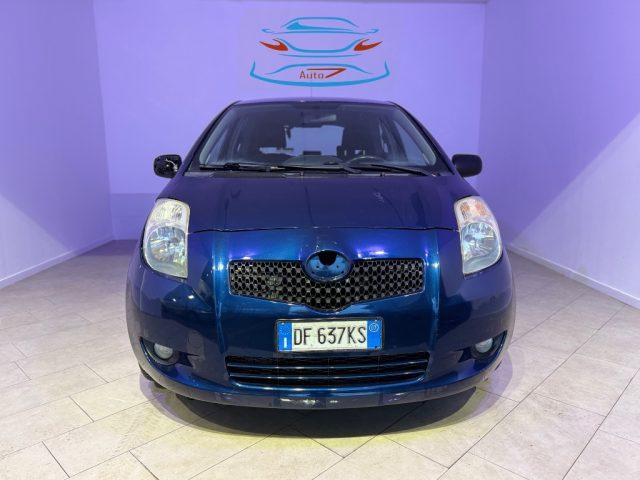 TOYOTA Yaris 1.0 3 porte Sol