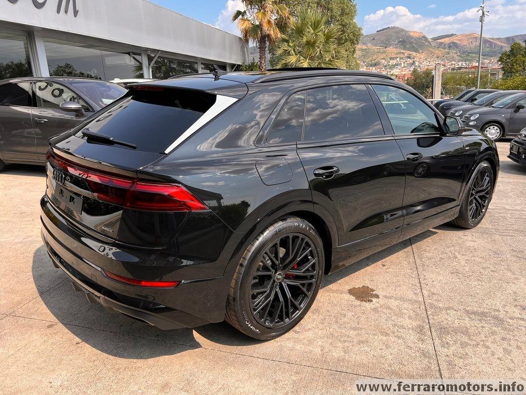 Audi Q8 SUV 50 TDI 286 CV quattro tiptronic S line edition pronta consegna