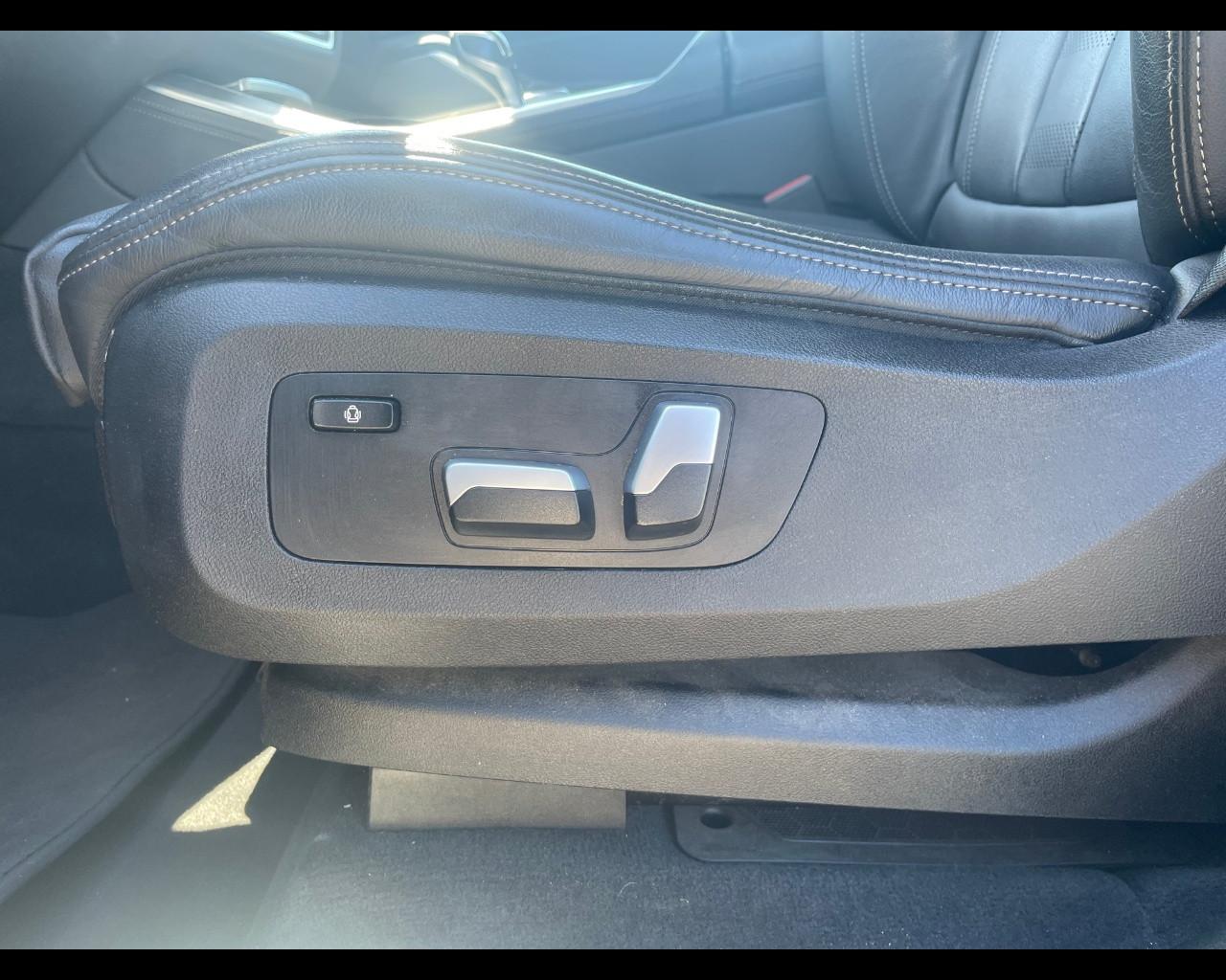 BMW X5 (G05/F95) - X5 xDrive25d xLine