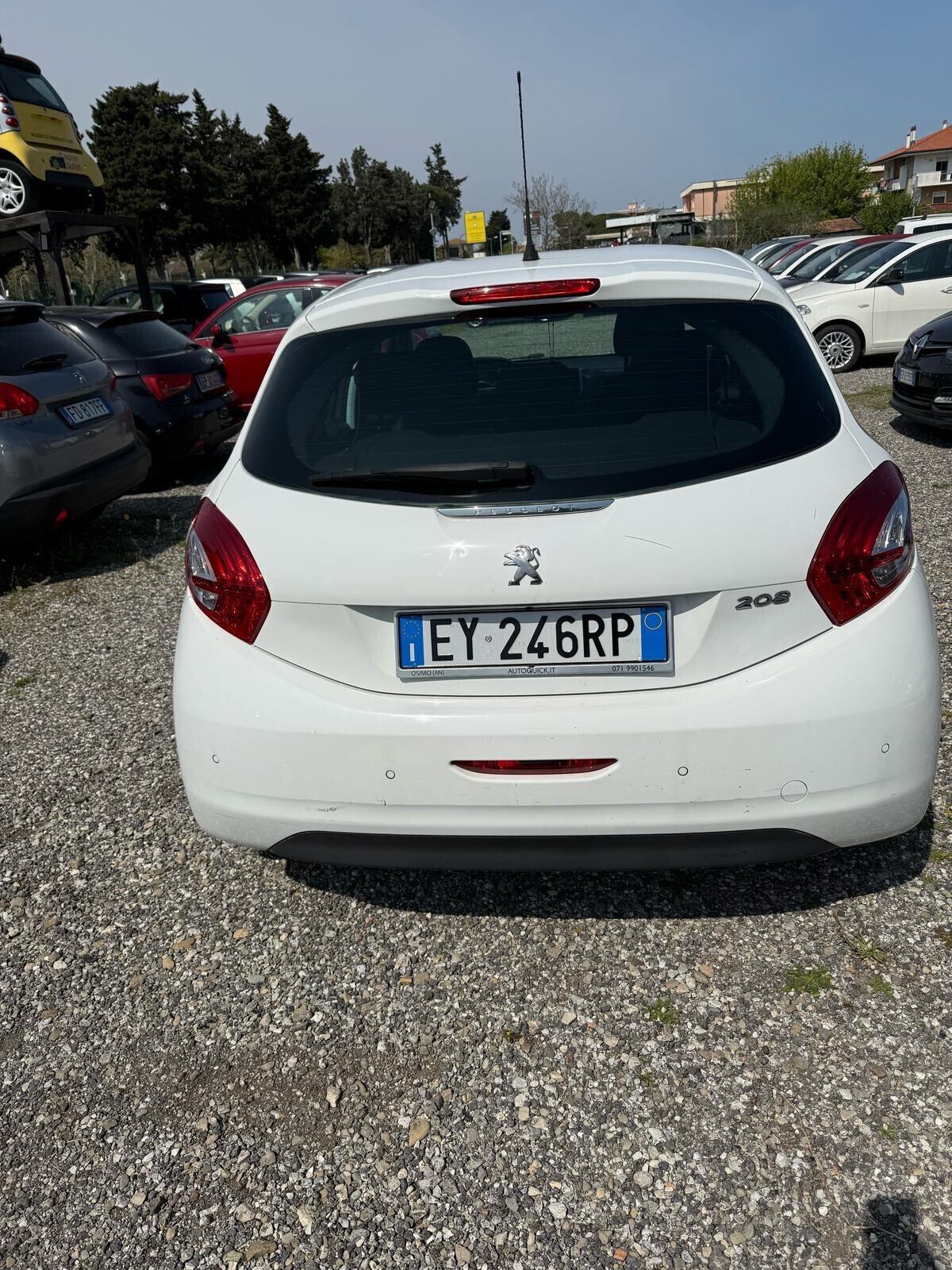 Peugeot 208 PureTech 82 5 porte Active