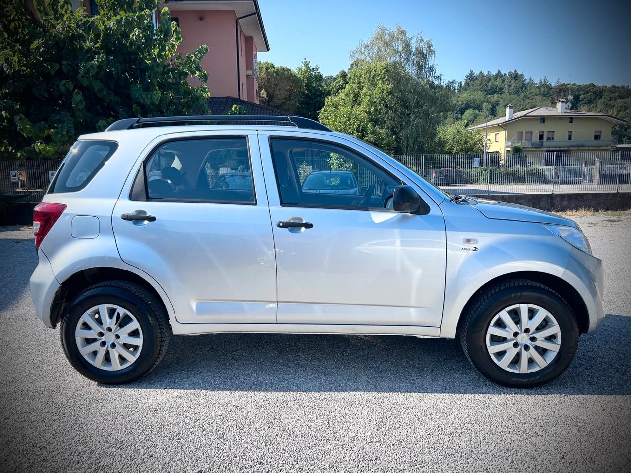 Daihatsu Terios 1.3 benzina - 4x4