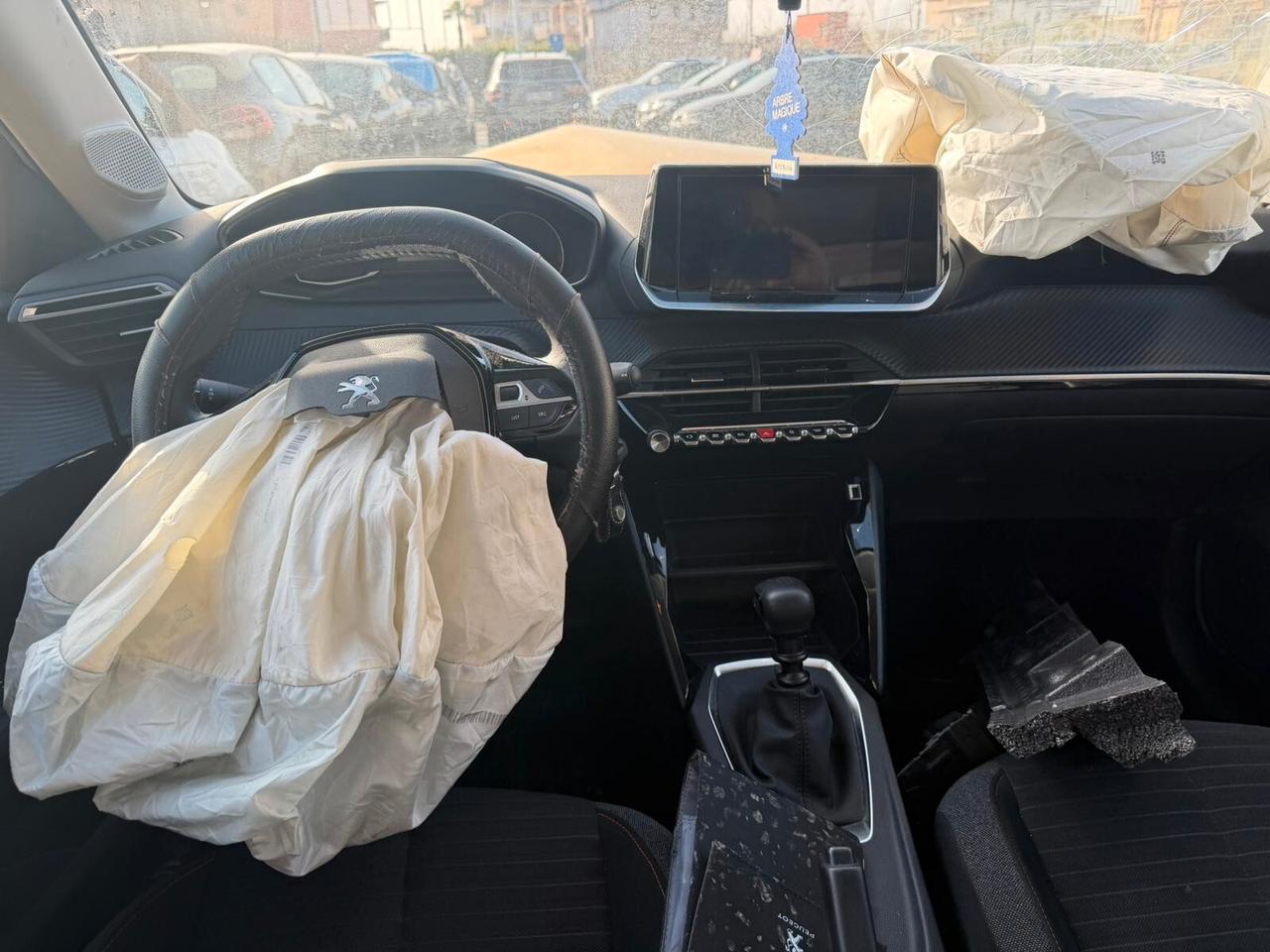 Peugeot 208 gt sinistrato - 2022