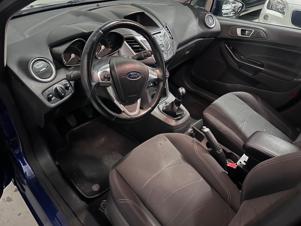 Ford Fiesta 1.5 TDCi 75CV 5 porte Titanium