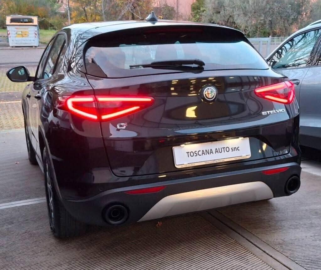 Alfa Stelvio 2.2diesel 190 CV AT8 Q4 unico proprietario