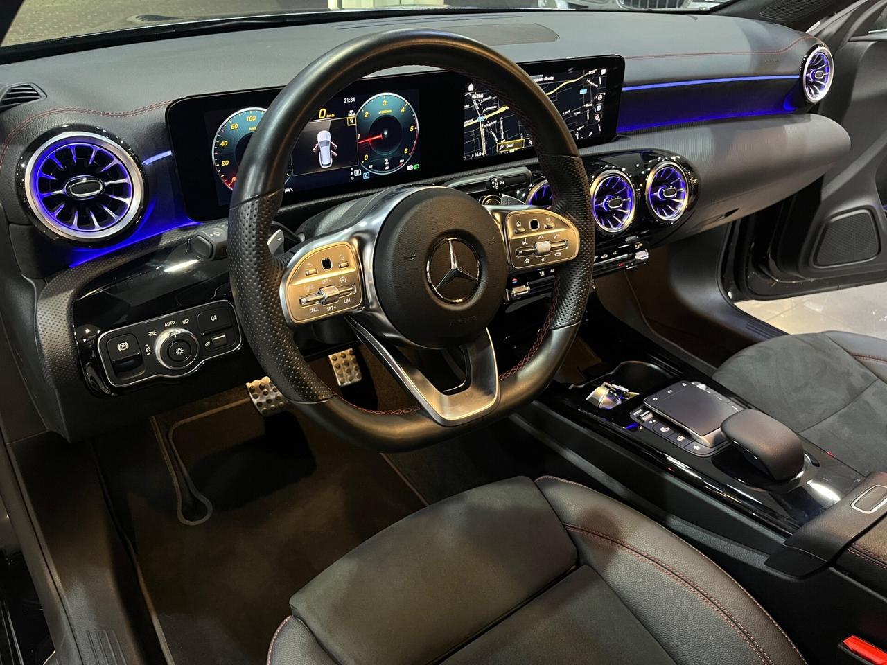 Mercedes CLA 200 d Automatic Premium 12.000 KM