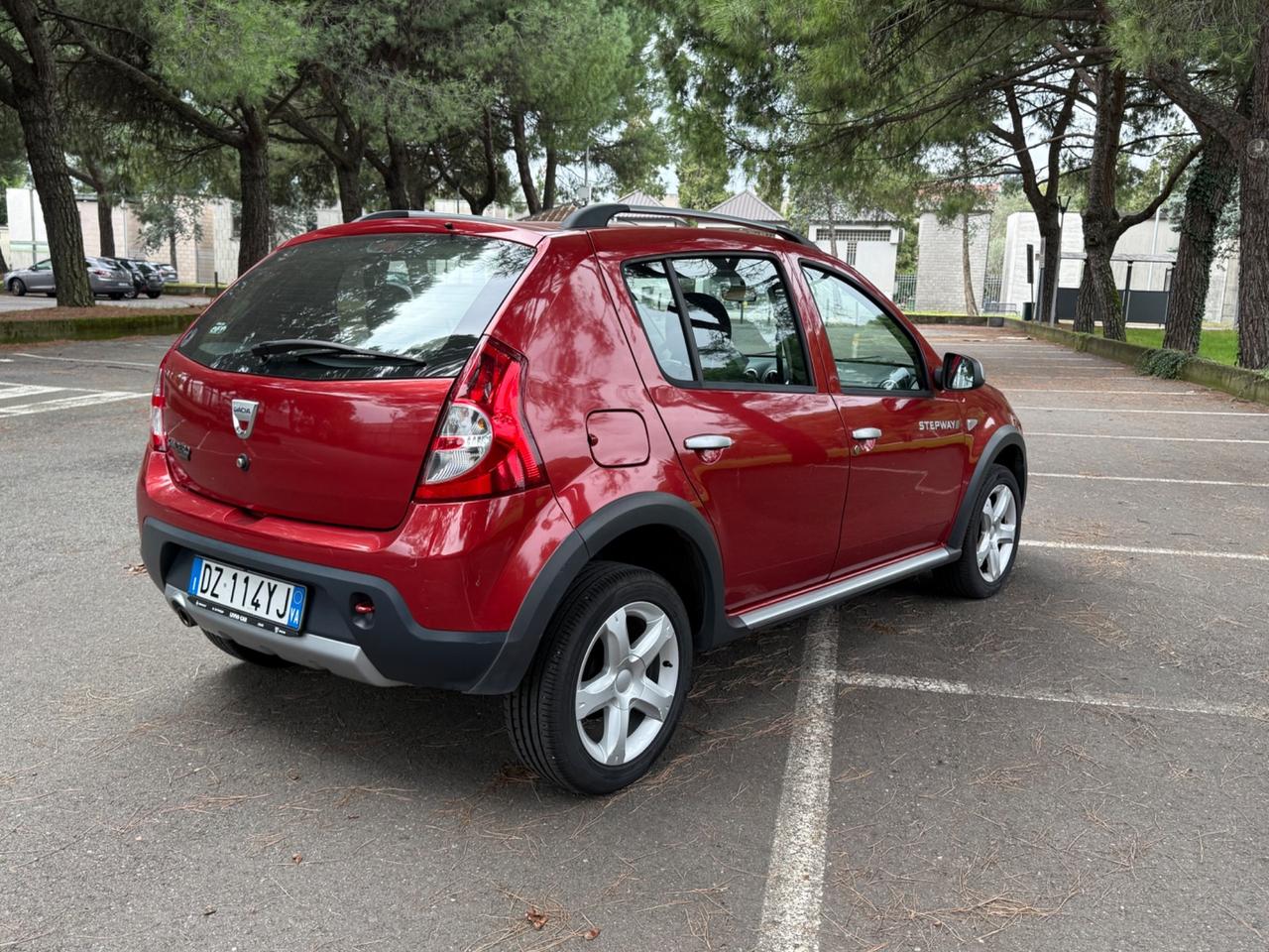 Dacia Sandero Stepway 1.6 8V 90CV