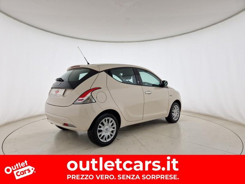 Lancia Ypsilon 1.2 silver 69cv