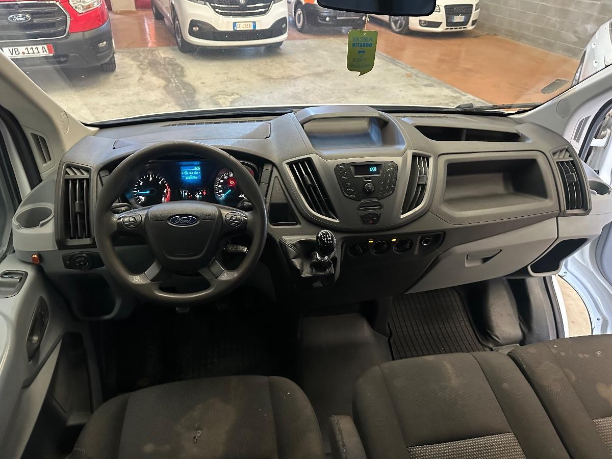 FORD TRANSIT 7P