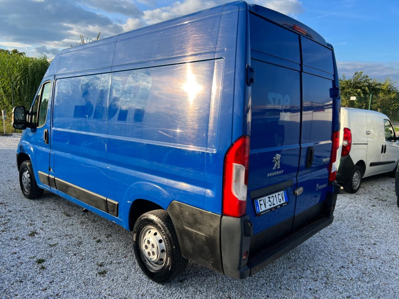 Peugeot Boxer 2.0 BlueHDi 130CV L2H2 Iva Compresa