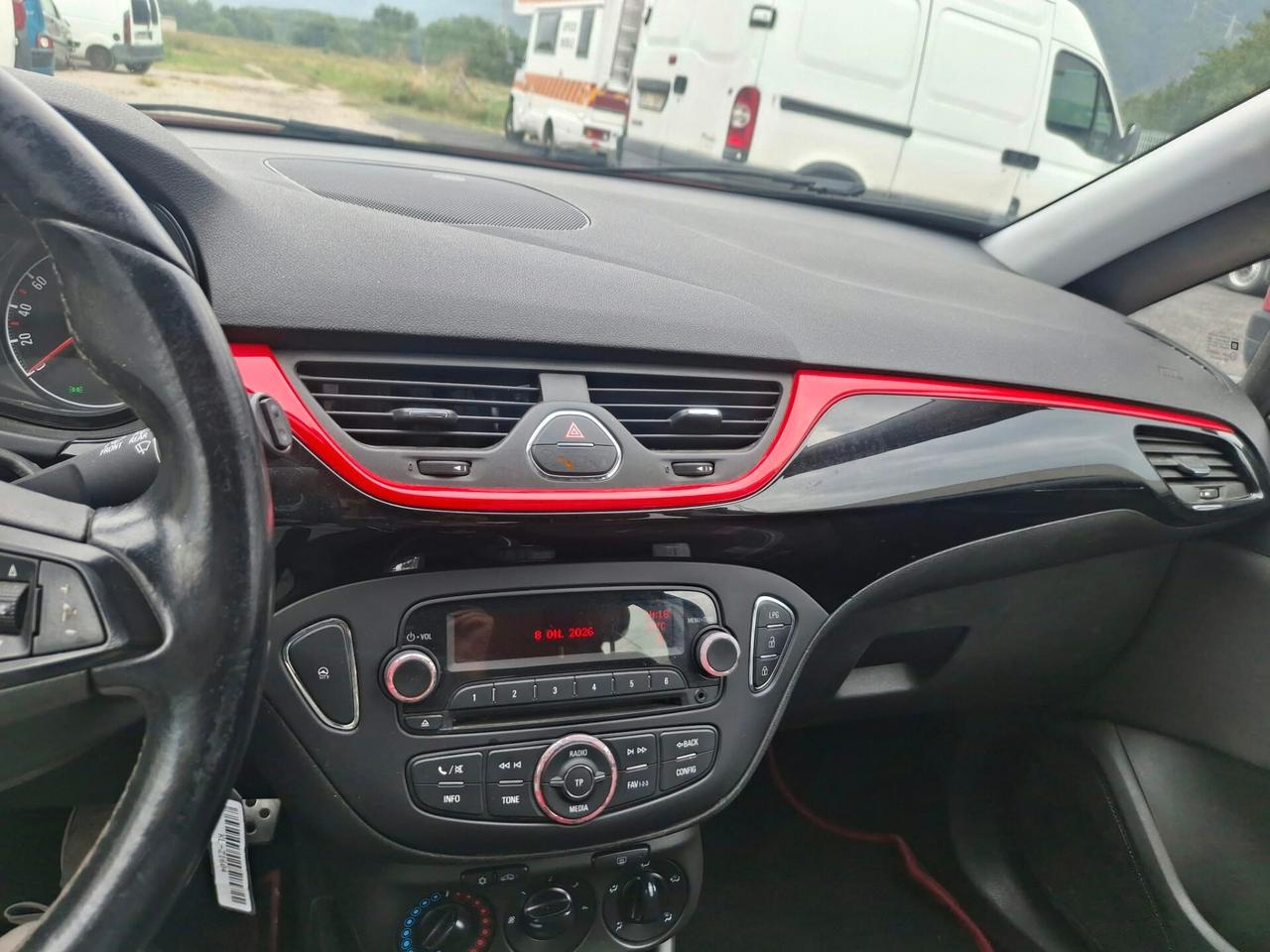 Opel Corsa 1.4 90CV 5 porte Cosmo