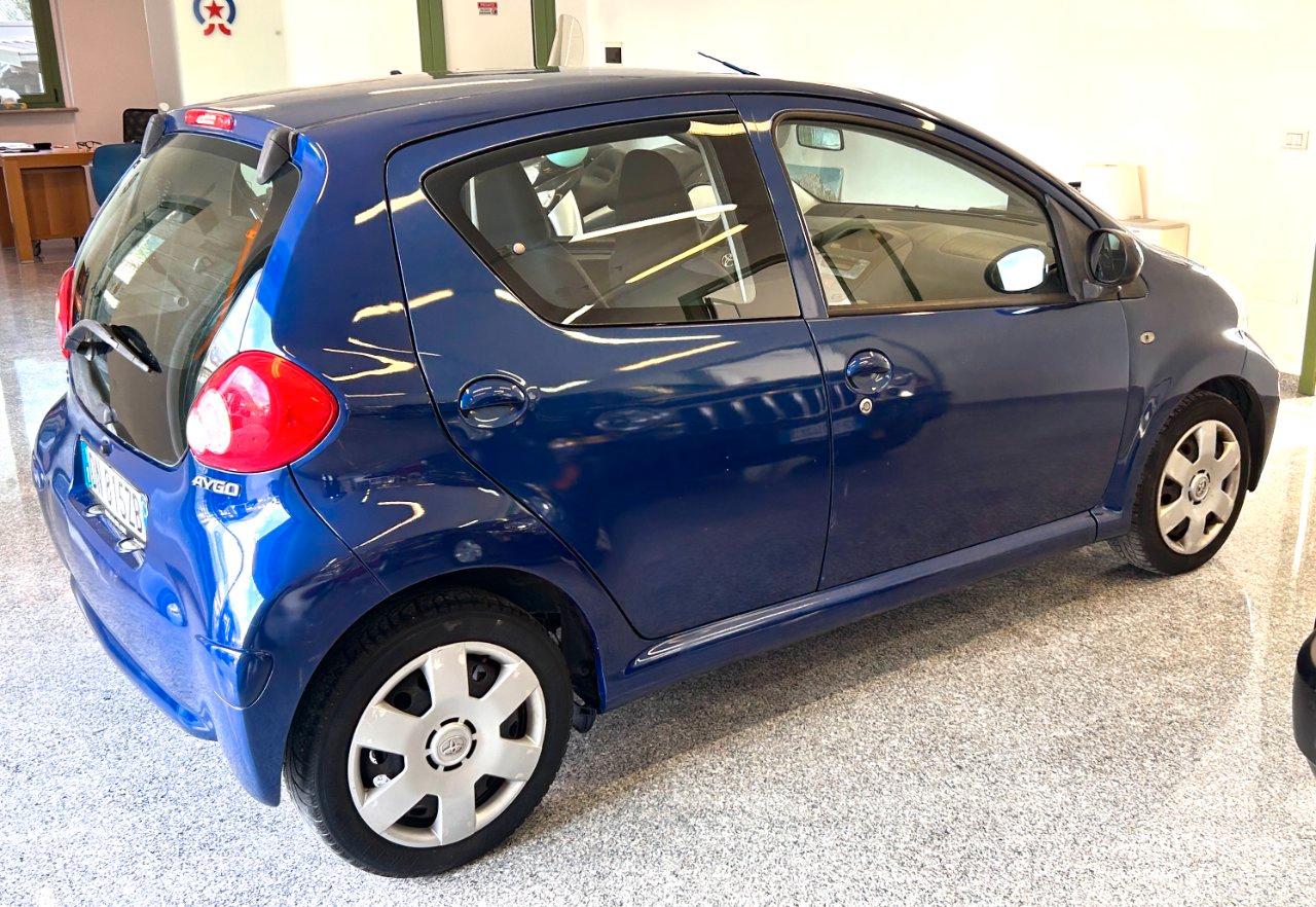 Toyota Aygo 5 Porte Aygo 5p 1.0 AUTOMATICA 5 PORTE