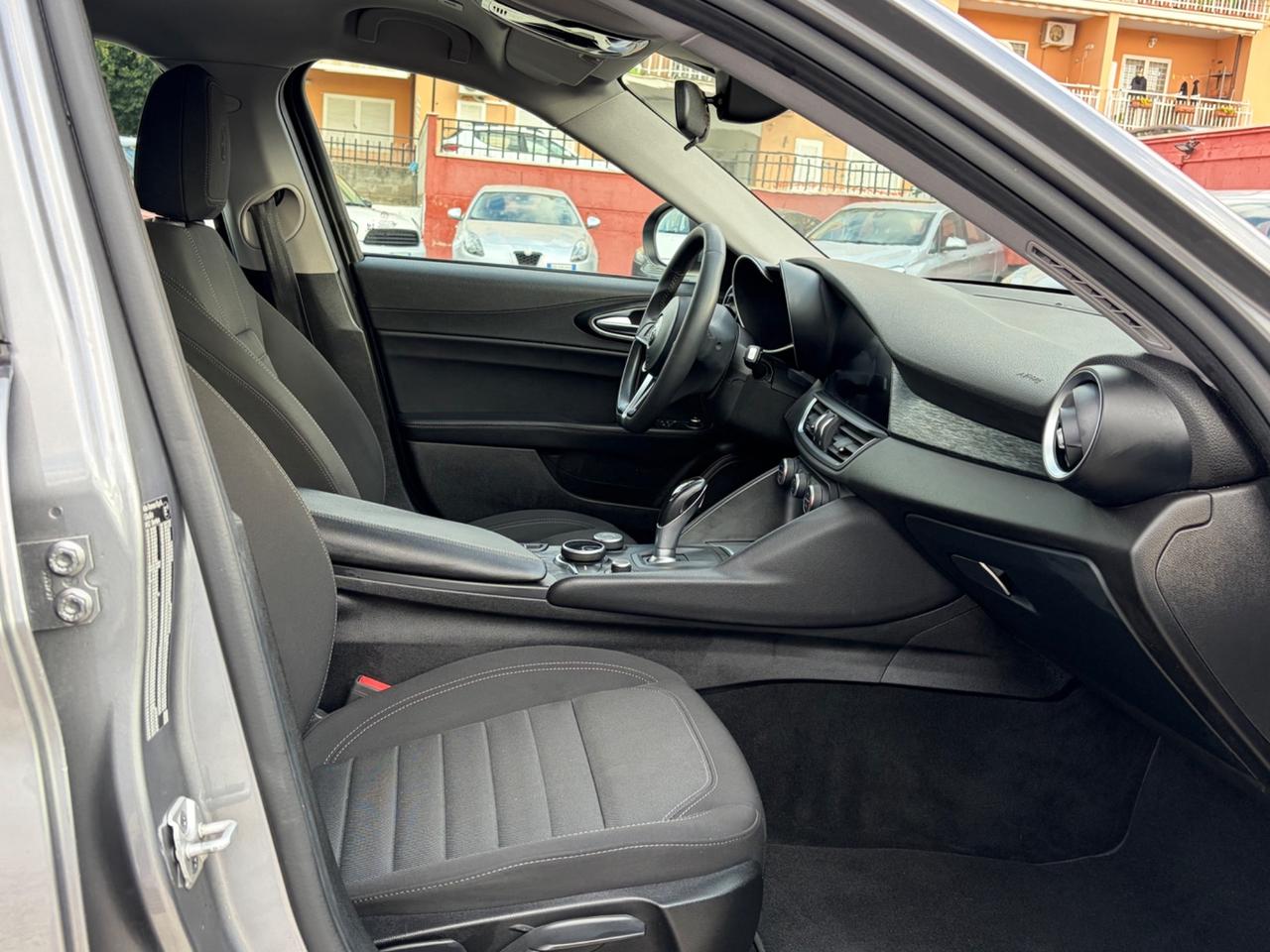 Alfa Romeo Giulia 2.2 Turbodiesel 160 CV AT8 Business