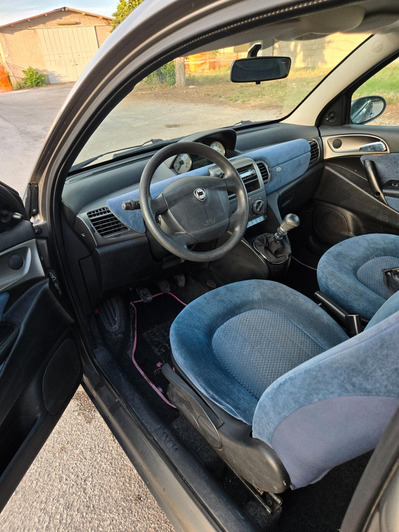 Lancia Ypsilon 1.2 Argento