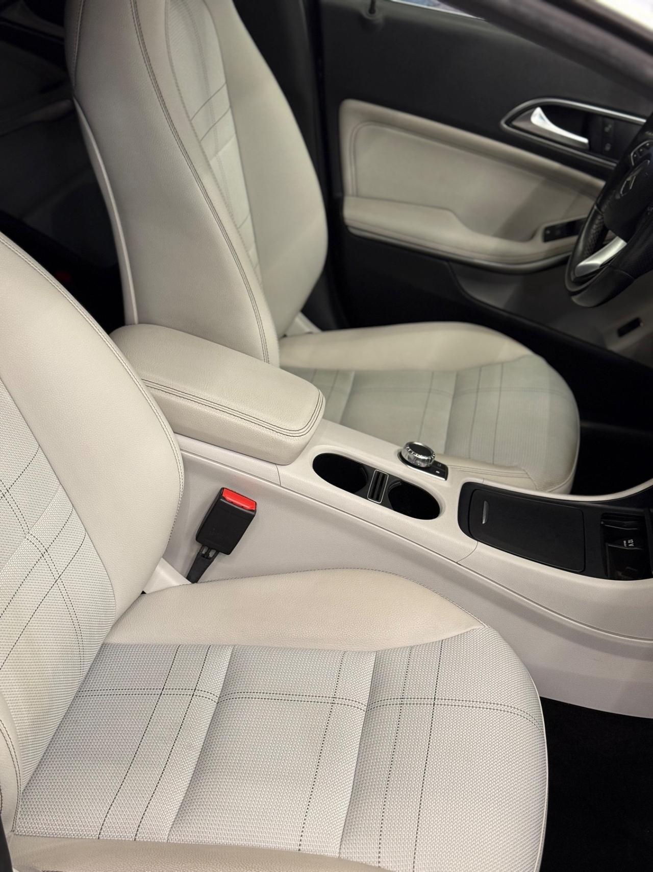 Mercedes-benz CLA 200d Shooting Brake Automatic Sport