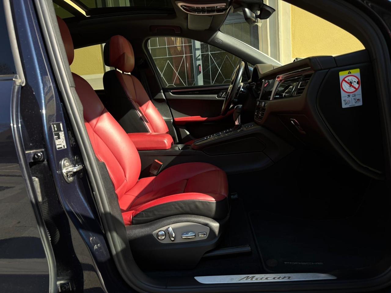 Porsche Macan 2.0 Tetto Pano FULL OPTIONAL IVA ESPOSTA