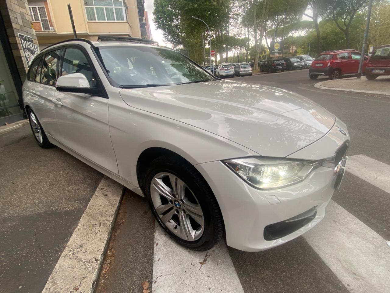 Bmw 320d xDrive Touring Sport AUT. TETTO H&K FULL