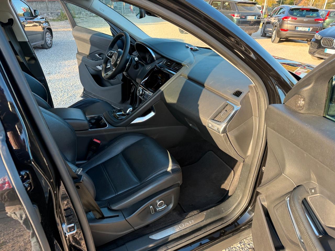 Jaguar E-Pace 2.0D 163 CV AWD Auto R-Dynamic HSE