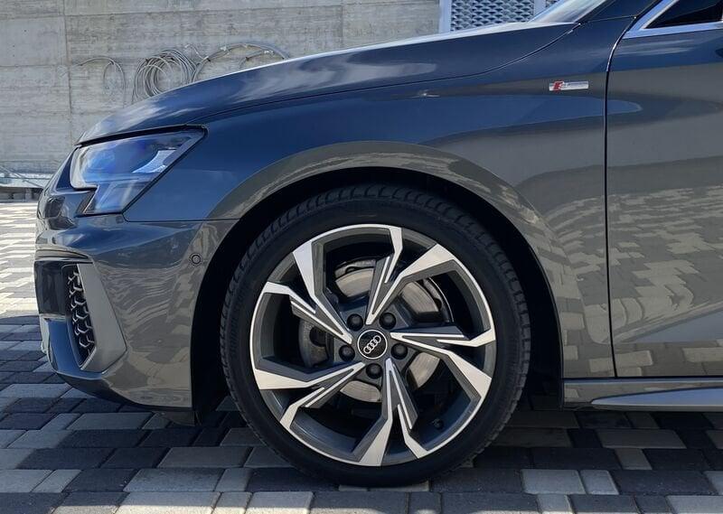 Audi A3 SPB S Line interno ed esterno 2.0 TDI 150CV S-Tronic 35