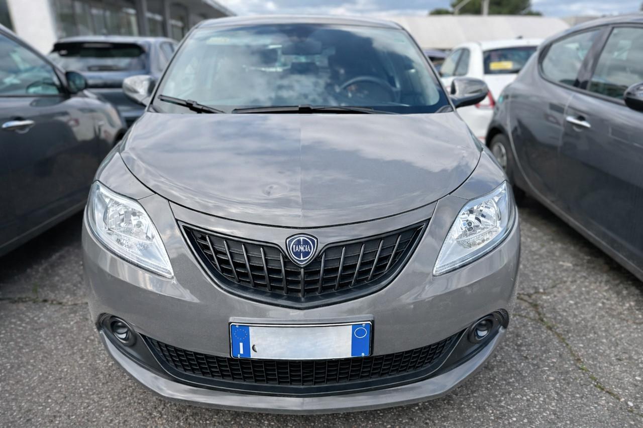 LANCIA Ypsilon III 2021 - Ypsilon 1.0 firefly hybrid Silver s&s 70cv