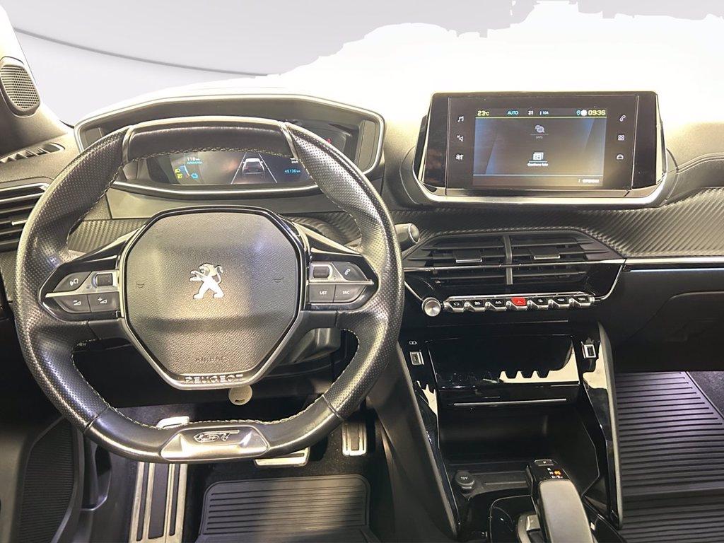 PEUGEOT E-2008 gt line 100kw del 2020