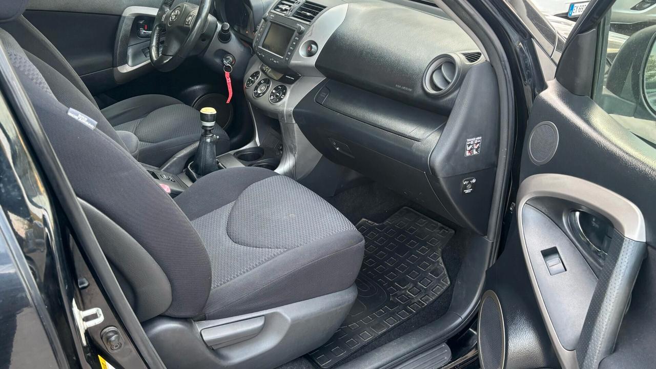 Toyota RAV 4 RAV4 Crossover 2.2 D-4D 150 CV DPF Luxury