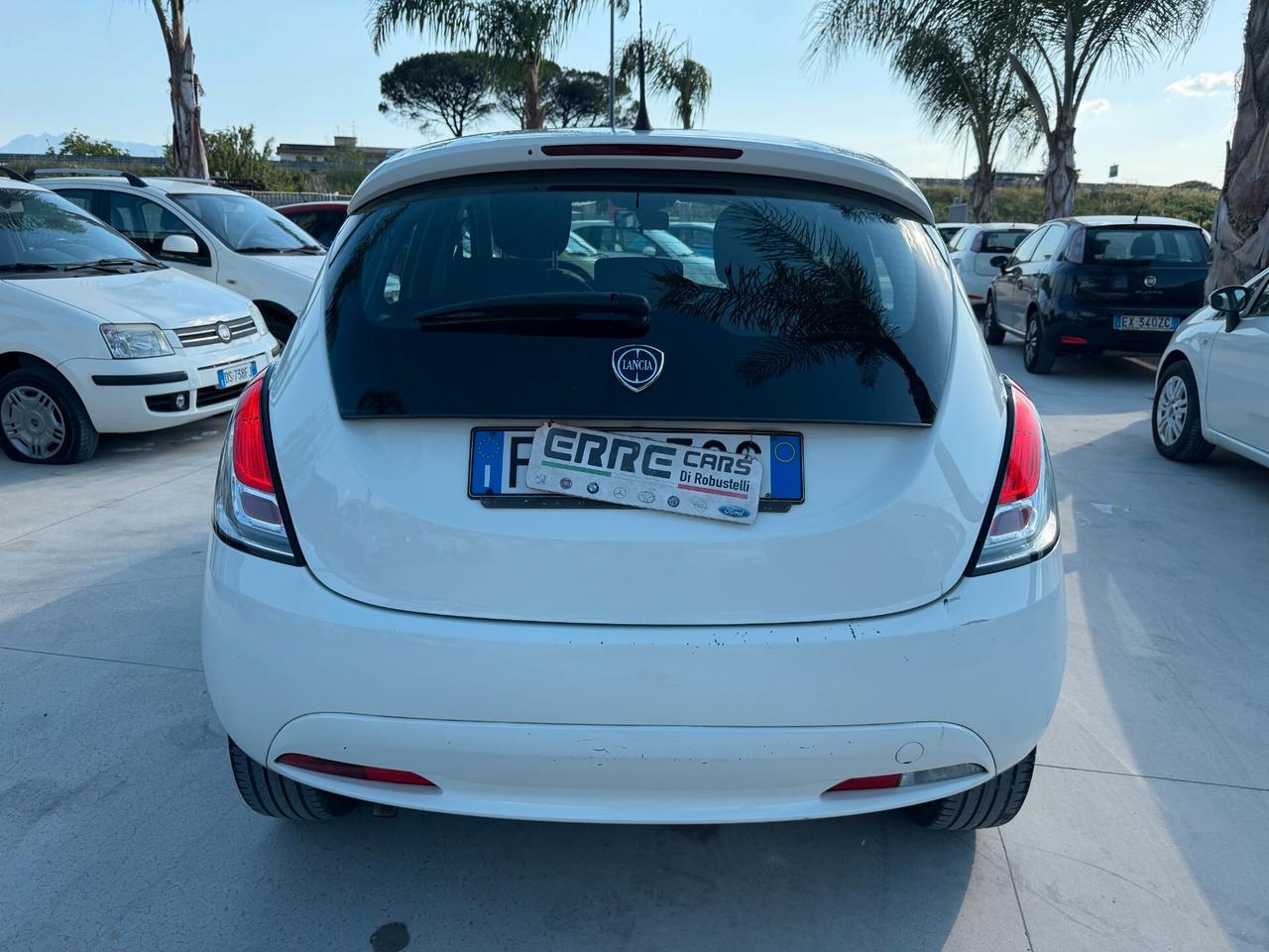 LANCIA YPSILON ANNO 2017 1.2 BENZINA 69 CV