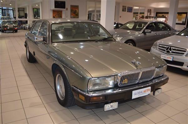 Jaguar Daimler XJ40 Cat Automatic