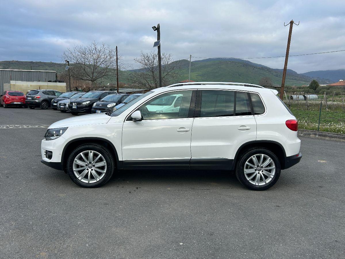 VOLKSWAGEN - Tiguan - TDI 140 CV Sport & Style BlueMotion Technology TETTO